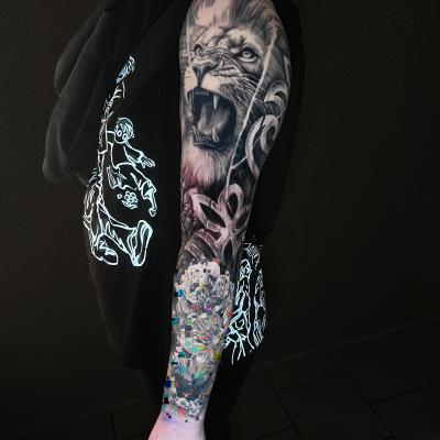 Abstrakt- realistisches Löwen Tattoo, Clemens Tattoo Ravensburg