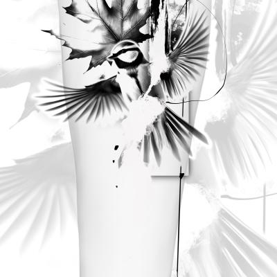 Abstrakt realistisches Tattoo Design einer Blaumeise mit geometrischen Formen und Ahorn Blatt von Clemens Tattoo Ravensburg